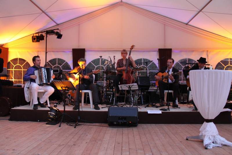 DJ, Groupe de musique Aquitaine, Landes, Pays Basque partenaires DJ et Grouupes de Musique