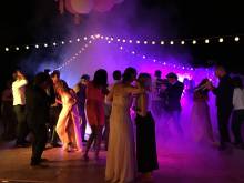 Magnifique installation de chapiteau dans le pays basque