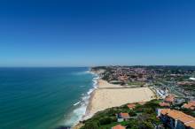 Sur un site magnifique la vue sur la plage de Bidart