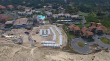 Installation de 58 pagodes lors d'une conférence annuelle près de Hossegor et de Capbreton